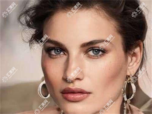 广州康城口腔门诊部全项目价格表：牙套矫正特惠+根管治疗详价+种植牙2880起+美白洗牙套餐168+