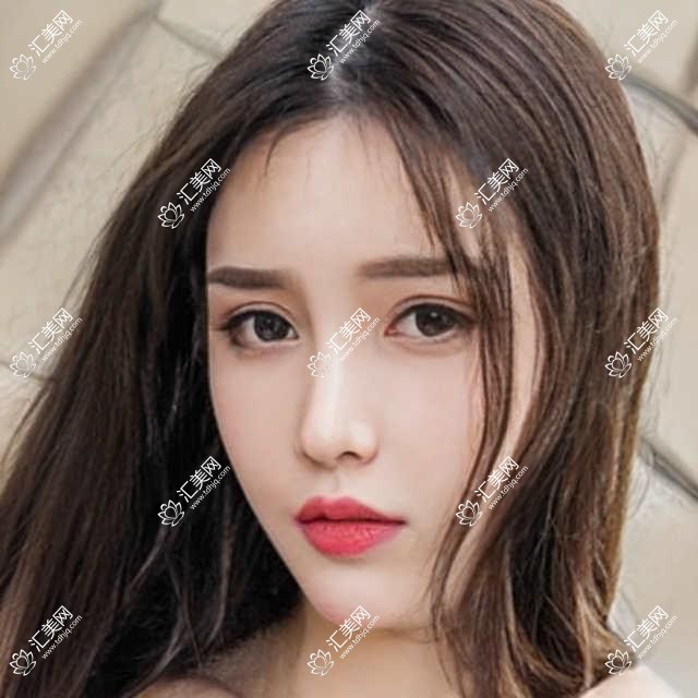 福州无痕微创隆胸价格多少钱?2025收费表:硅胶隆胸5.4k元起、隆胸手术4.5k元起