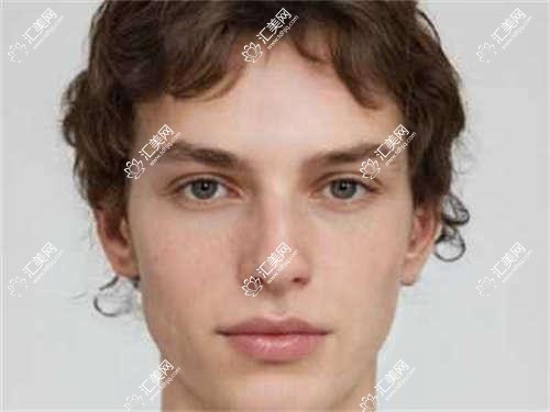 济南牙齿美容修复医生推荐,揭秘擅长口腔种植与矫正的名医