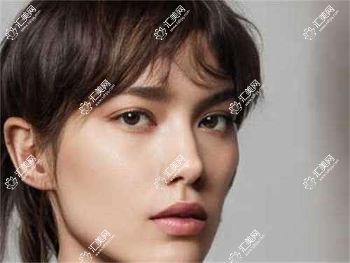 湖州眼科医生陈洪领衔,眼表青光眼白内障治疗技术精细,好评如潮!