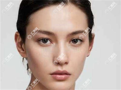 深圳友华眼科项目价目公开:白内障超声乳化6千起,麻痹斜视矫正1万起,半飞秒激光1.8万起