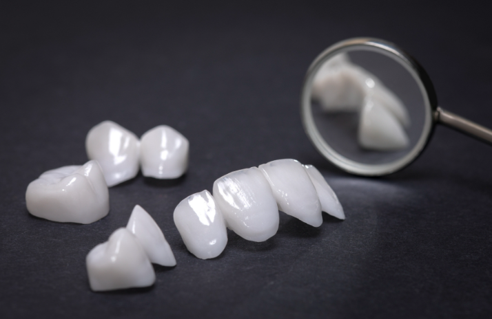 四、新宁县牙佰家口腔